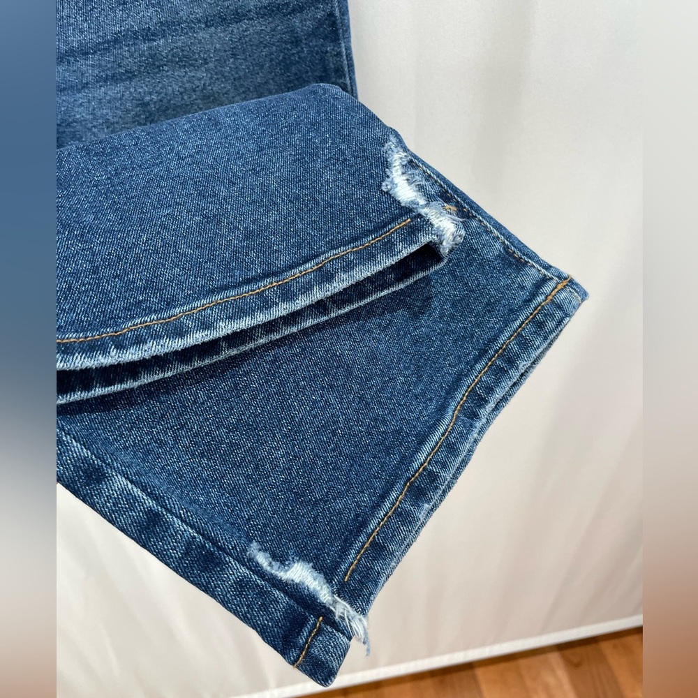 Zara High Rise Straight Medium Distressed Jeans Size 4 - Picture 8 of 9